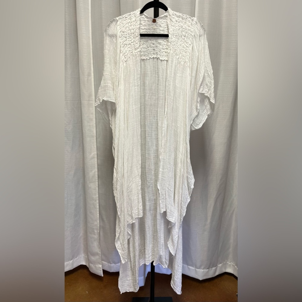 Free People One Angelica Kimono in white | size small